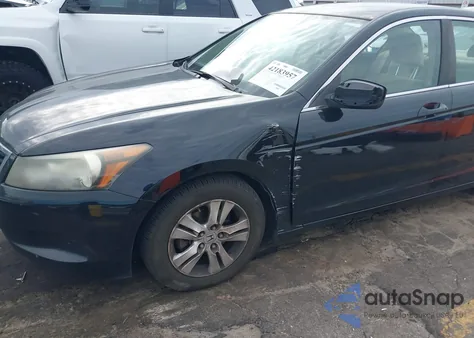 2009 Honda Accord 2.4 Lx-P z USA, uszkodzony, nr VIN 1HGCP26439A007774